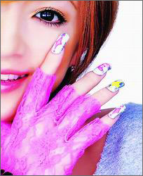 美甲:引爆指甲彩绘潮流