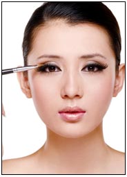 10���ӿ���ʵ������ױ��