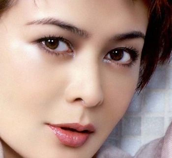 30���������Ů��֪פ�մ���