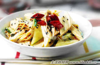 ���տ��� ѧ��12����ˬС��