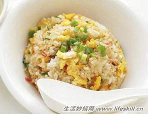 5个步骤让蛋炒饭更好吃!